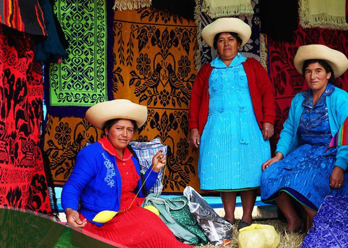 Declaran Patrimonio Cultural de la Nación a los Conocimientos, técnicas y prácticas asociados a los tejidos en Qallwa en la provincia de San Miguel, Cajamarca