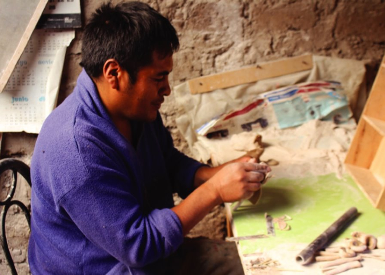 Los Conocimientos, las técnicas y la iconografía asociados al tallado en piedra de Huamanga, o escultura en alabastro, de la región Ayacucho, fueron declarado patrimonio cultural de la Nación